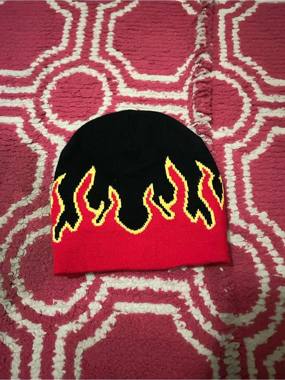 Kids Flame Knit Beanie Hat - Black & Red